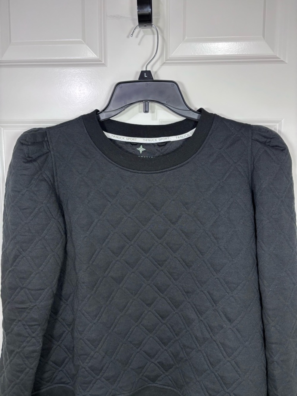 Tuckernuck Sport Puff Sleeve Quilted Stretch Campbell Pullover Women’s XL Black - Picture 4 of 7